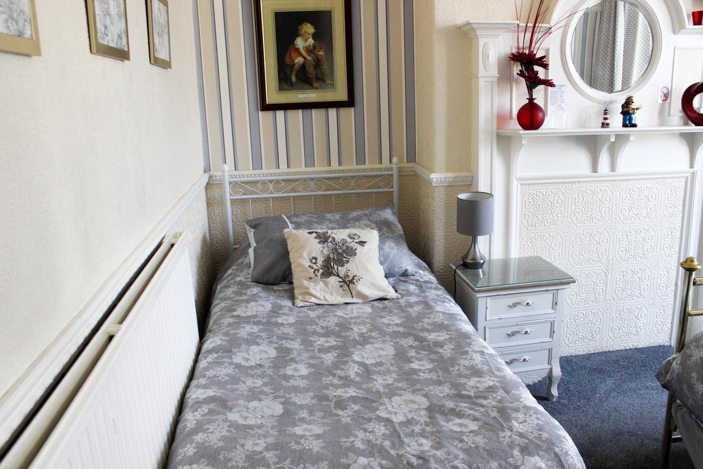 Malvern Guest House Бринлингтон Экстерьер фото